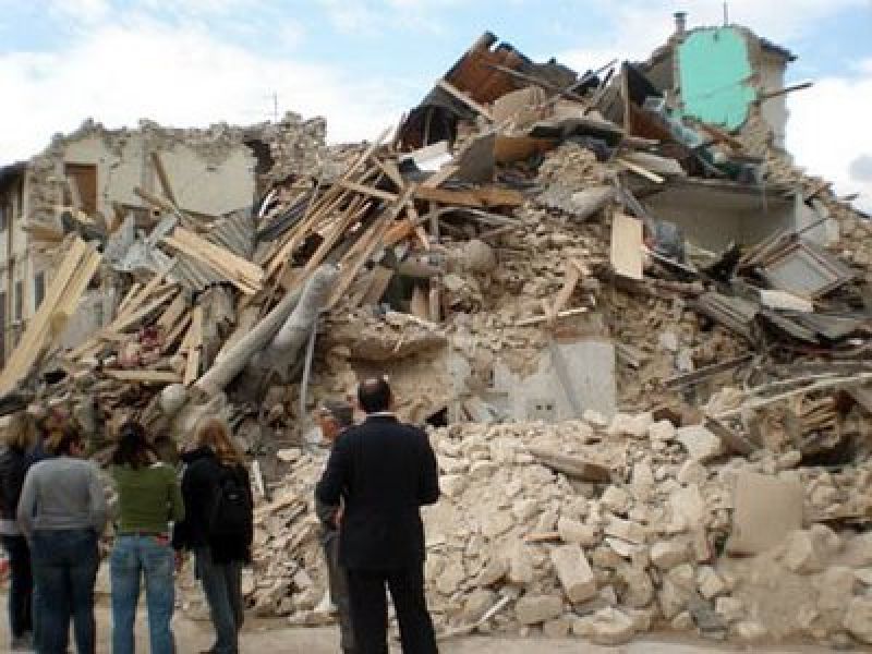 "Κατεδαφίστηκε" η οικοδομική δραστηριότητα το 2011