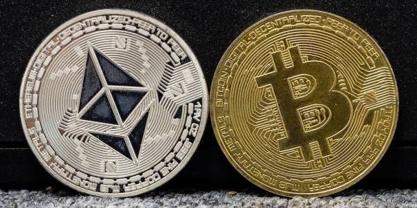 Bitcoin και Ethereum επεκτείνουν το ράλι
