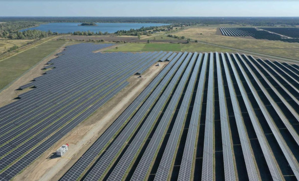 EDPR: Eγκαινιάζει στην Πολωνία το μεγαλύτερο ευρωπαϊκό έργο ηλιακής ενέργειας