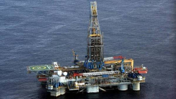 Φτάνει στην Κύπρο το γεωτρύπανο της ExxonMobil-Πότε πιάνει... δουλειά