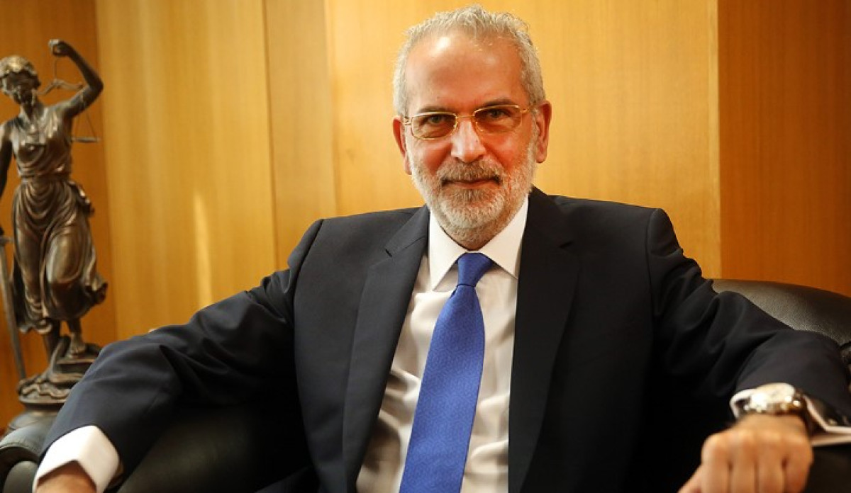 Ο Ιωάννης Σαρμάς επικρατέστερος για υπηρεσιακός πρωθυπουργός