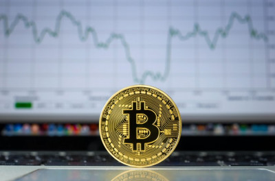 Συνεχείς εναλλαγές στα κρυπτονομίσματα-«Ακροβατεί» γύρω από τα $40.000 το bitcoin