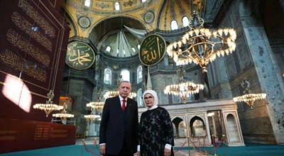 Mετατροπή Αγiας Σοφίας σε τζαμί-Ερντογάν: Απάντηση στην ισλαμοφοβία της Ευρώπης
