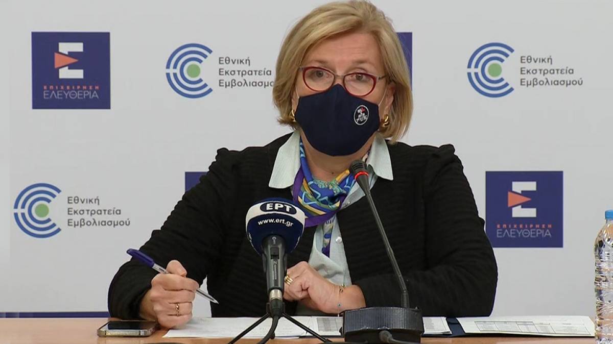 Καμπανάκι επιστημόνων: Δεν είναι ακίνδυνη η Όμικρον για ανεμβολίαστους- ηλικιωμένους