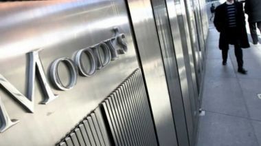 Moody's: Στο 1,5% η ανάπτυξη-Σταθερό το outlook για τράπεζες