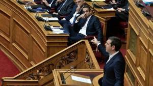 Ο Τσίπρας (νομίζει ότι) βρήκε «πελατεία»