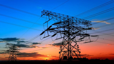 Μείωση 55% στις τιμές ηλεκτρικής ενέργειας συγκριτικά με το Δεκέμβριο