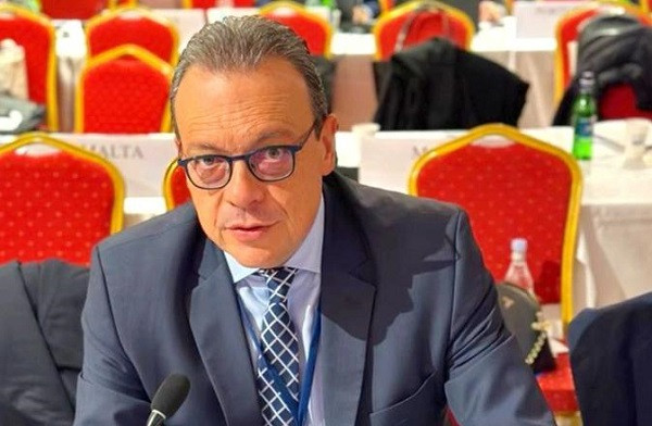 Φάμελλος: Να υποστηρίξουμε ένα νέο παγκόσμιο κίνημα ειρήνης
