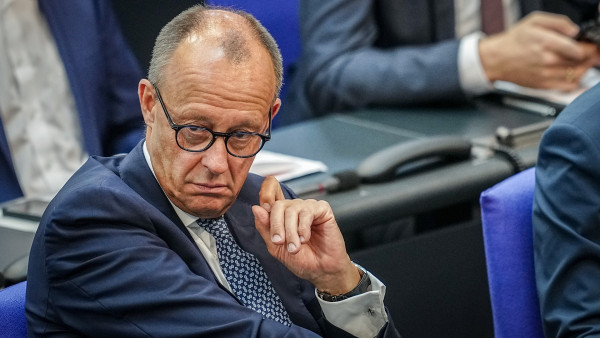 Γερμανία: «Ψαλίδι» €3 δισ. σε επιδοτήσεις εξετάζει η κυβέρνηση Μερτς
