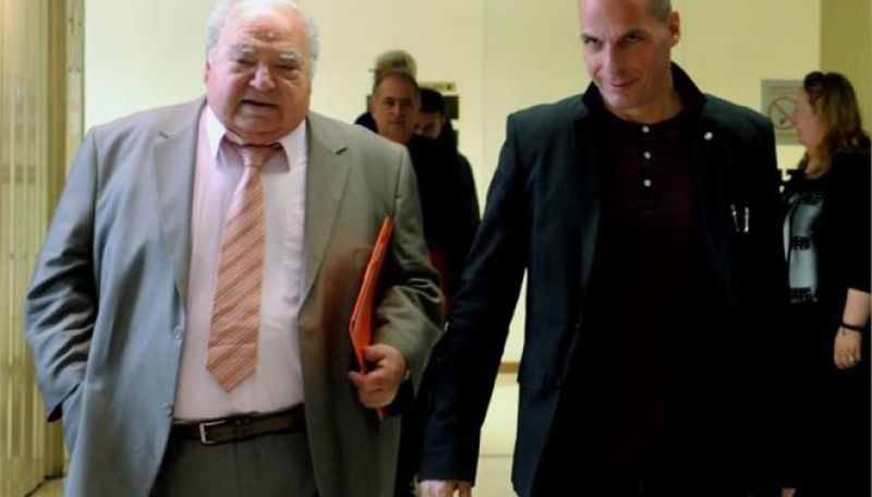 Παρεμβάσεις σε δημόσιο και εφορίες ετοιμάζει η κυβέρνηση
