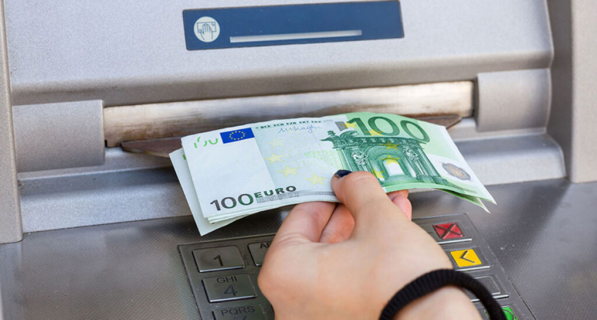 ΔΥΠΑ: Πότε καταβάλλονται επιδόματα και παροχές λόγω ειδικής τραπεζικής αργίας