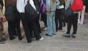 Κατάληψη στο Γυμνάσιο στην Κυψέλη, μετά το μαχαίρωμα από μαθήτρια - Ζητούν την αποβολή της
