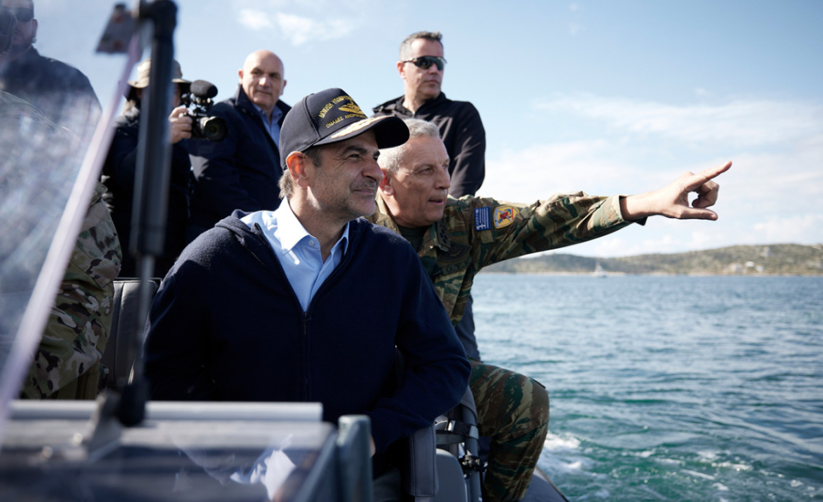 Μητσοτάκης: Η κυβέρνηση αρωγός στο έργο των Ενόπλων Δυνάμεων