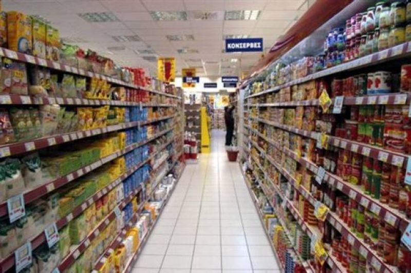 Χαμηλό εξαμήνου άγγιξαν οι τιμές των τροφών τον Ιούλιο