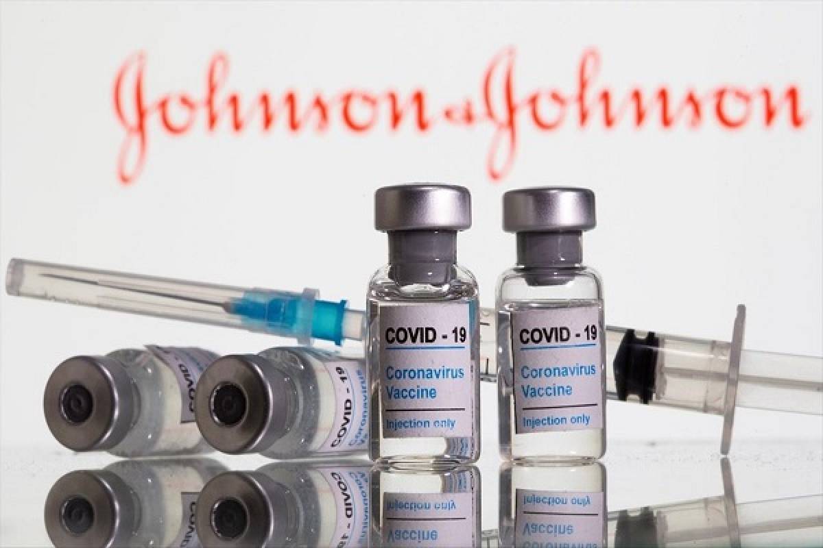 J&amp;J: Δεν προλαβαίνει να παραδώσει στην ΕΕ τα συμφωνηθέντα εμβόλια