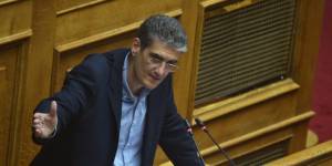 Γιαννούλης: Οι μαθητές είναι αρνητές της ανοησίας και όχι της μάσκας