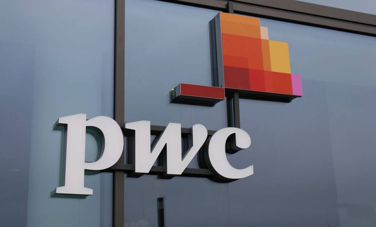 PwC:Στα χρόνια της κρίσης η οικονομία συρρικνώθηκε αλλά δεν μεταρρυθμίστηκε