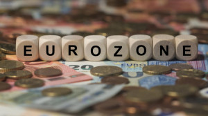 Ευρωζώνη: Χαμηλότερα των εκτιμήσεων η επιχειρηματική δραστηριότητα τον Μάιο
