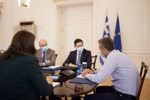 Συνάντηση Μητσοτάκη με την ηγεσία της Ιατρικής Σχολής του ΕΚΠΑ