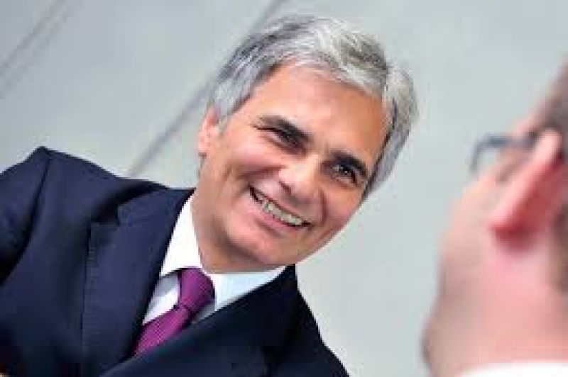 Πρέπει να αποφύγουμε ένα Grexit, τονίζει ο Faymann
