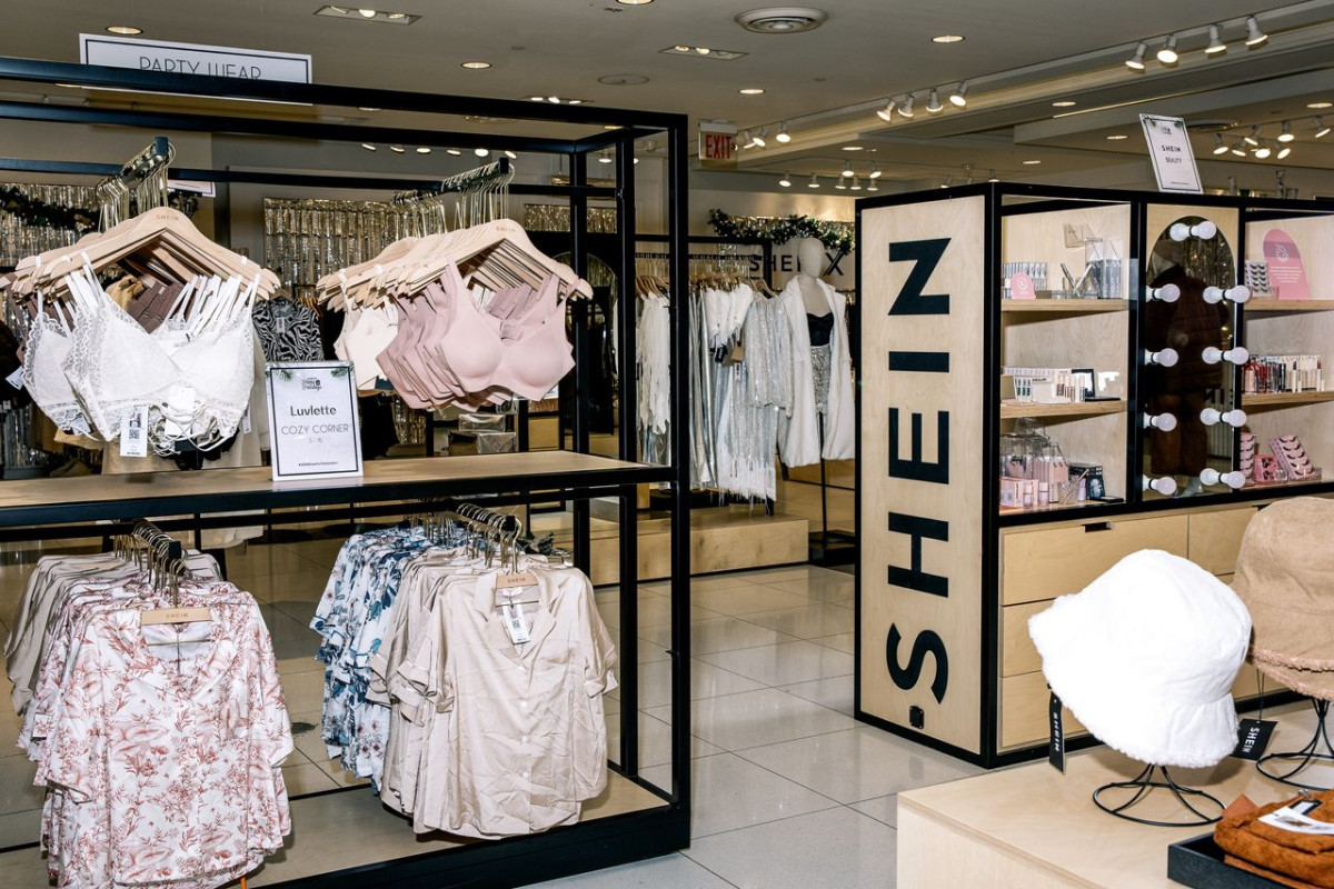 Shein: Προχωρά το σχέδιο για εισαγωγή στο Χρηματιστήριο του Λονδίνου