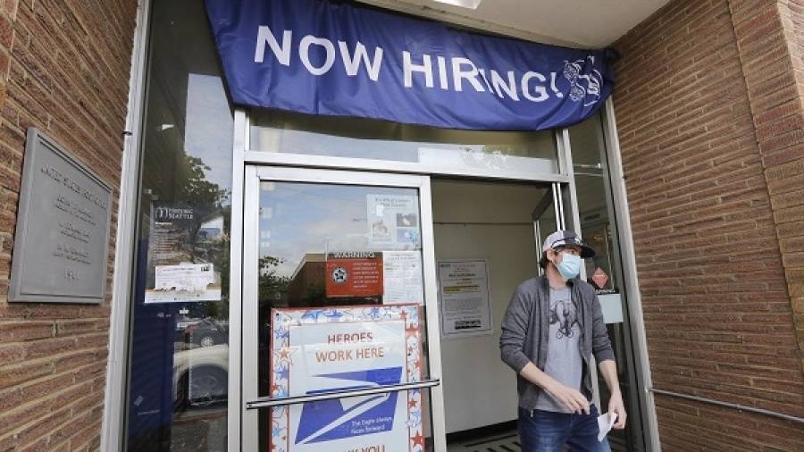 ΗΠΑ: Στο 10,2% η ανεργία τον Ιούλιο