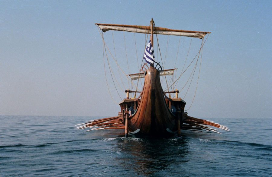 Νέα θαλάσσια γραμμή Ελευσίνας-Πειραιά για ανάδειξη ιστορικών σημείων