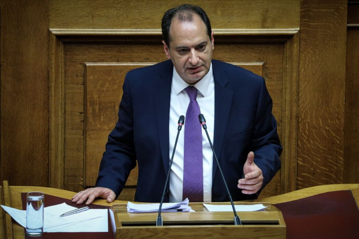 «Ευθείες βολές» Σπίρτζη σε Θεοδωρικάκο για την αστυνομική βία
