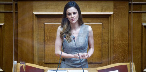 Αχτσιόγλου: Σαρωτικός ΦΠΑ και επιδότηση αισχροκέρδειας στον προϋπολογισμό