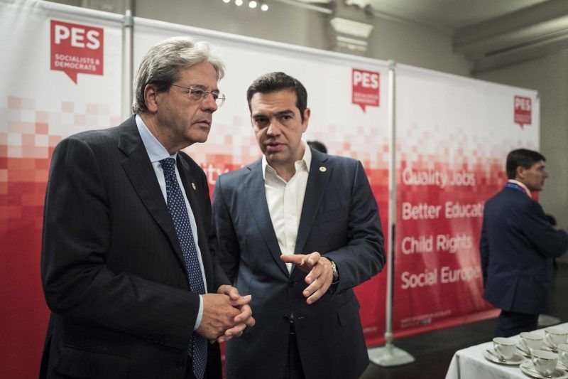 Στη Σύνοδο του Ευρωπαϊκού Σοσιαλιστικού Κόμματος ο Τσίπρας