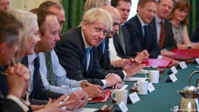 Παραιτήσεις υπουργών της κυβέρνησης Τζόνσον σε περίπτωση άτακτου Brexit
