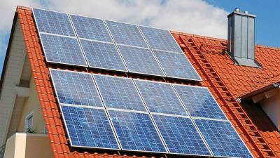 Ενεργειακή κρίση: Eπιδότηση νοικοκυριών για φωτοβολταϊκά στις στέγες των σπιτιών