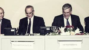 Ο Γιάννος, ο Ακης και οι «αυταπάτες»