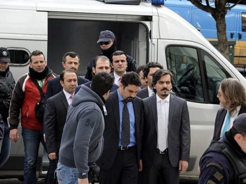 Βίντεο με τους οκτώ Τούρκους την ώρα (;) του πραξικοπήματος