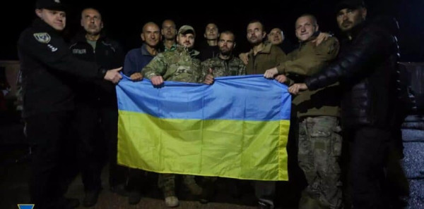 Ανταλλαγή αιχμαλώτων Ρωσίας-Ουκρανίας: Αξιωματικοί του Αζόφ για ανθρώπους του Πούτιν