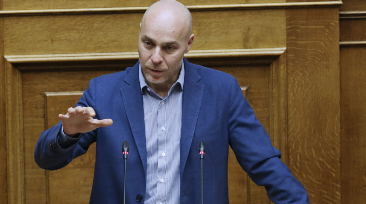 Επιστρέφει στη Βουλή ο Γιώργος Αμυράς–Παίρνει τη θέση του Τασούλα