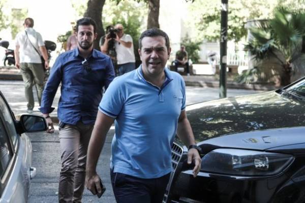 Σκυλοκαβγάς ΝΔ-ΣΥΡΙΖΑ: «Ο Τσίπρας φοβάται την εκλογή από τη βάση» - «Ο Μητσοτάκης συνωμότησε με Σαμαρά»