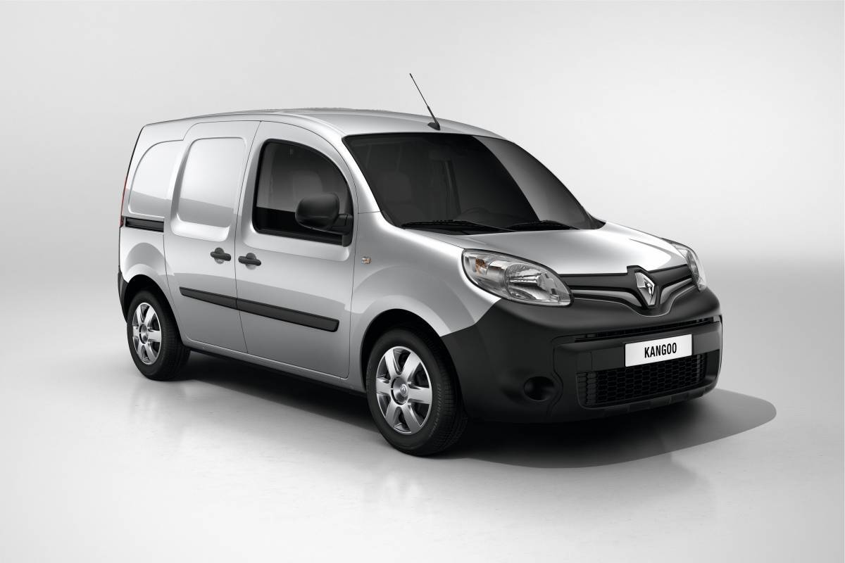 Χρονιά ρεκόρ για τα επαγγελματικά Renault PRO+