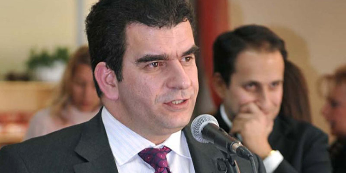 Καρέλιας: Μετοχές αξίας €365.000 αγόρασε ο Ανδρέας Γ. Καρέλιας