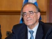 Για διαπλοκή κατηγορεί τον Χάρη Θεοχάρη, ο Γιώργος Σούρλας