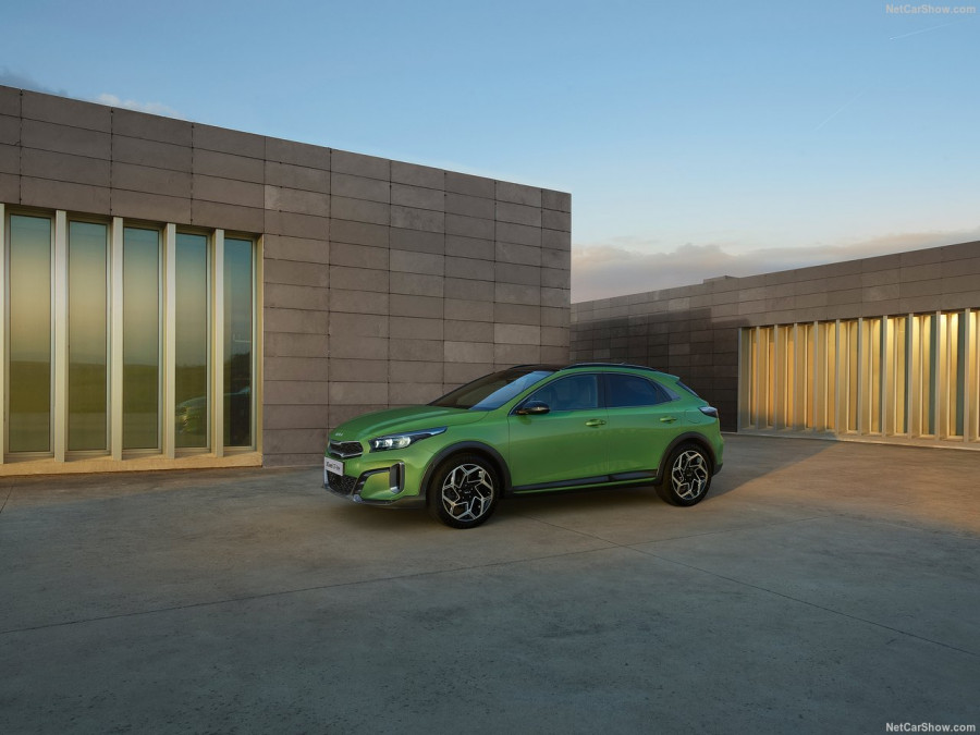Το Kia XCeed έρχεται με ανανεωμένη σχεδίαση