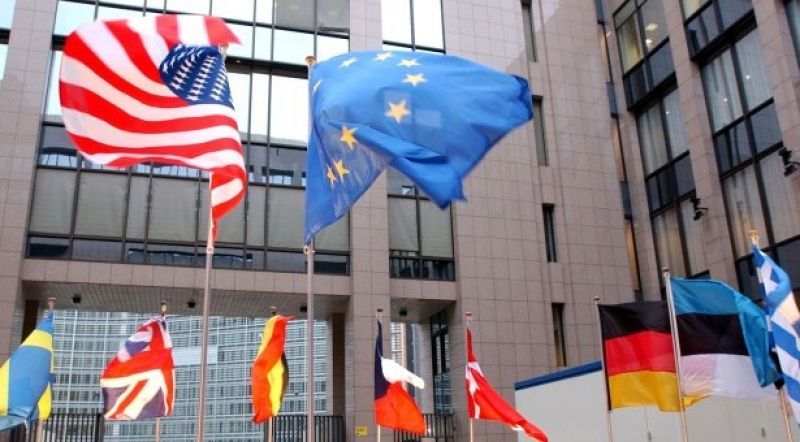 NYT: Σε "αμερικανάκι" μεταμορφώνεται η ευρωπαϊκή οικονομία