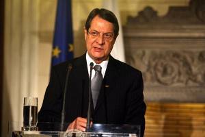 Δήμος Αθηναίων: Χρυσό Μετάλλιο Αξίας στο Νίκο Αναστασιάδη