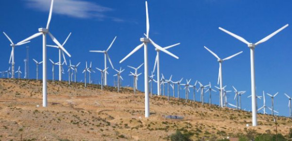ΕΛΕΤΑΕΝ: Τα αιολικά πάρκα δεν έχουν υπερκέρδη- Επιδοτούν τους καταναλωτές