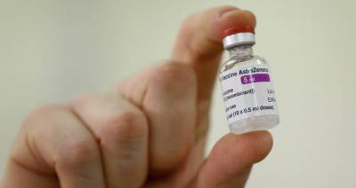 Καθηγητής Φαρμακολογίας: Οι θρομβώσεις από το εμβόλιο AstraZeneca αντιμετωπίζονται