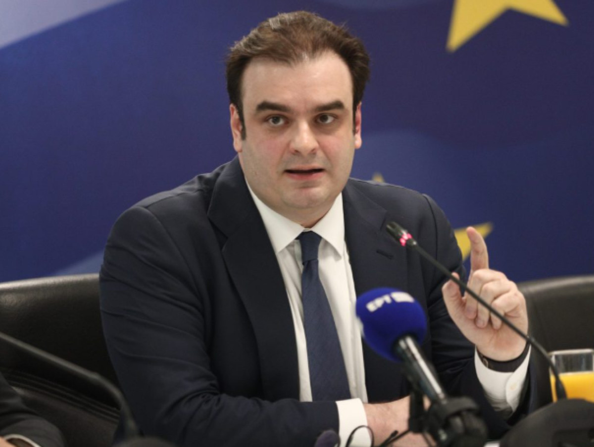 Πιερρακάκης στο ΔΝΤ: Παράδειγμα ανάκαμψης η ελληνική οικονομία