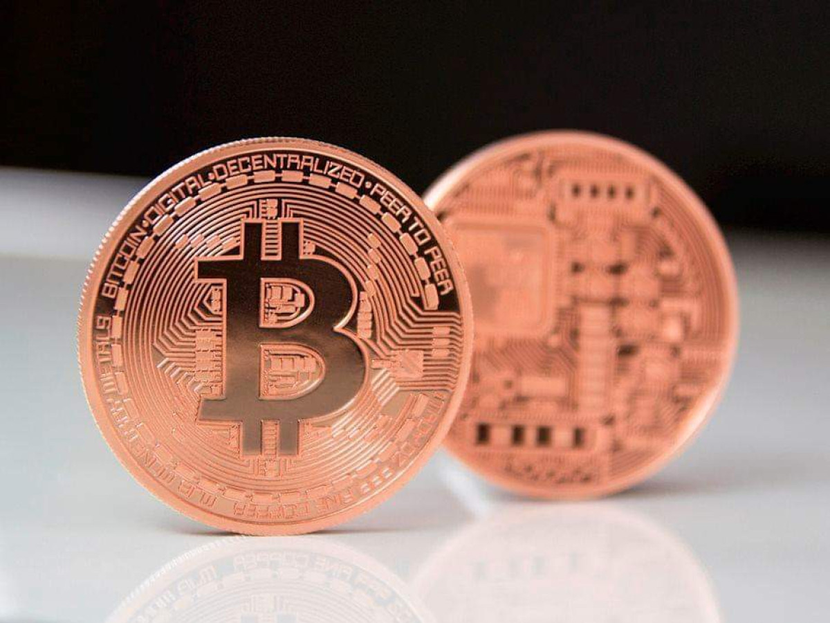 Σε χαμηλό 18 μηνών τα ανενεργά για έναν χρόνο Bitcoin