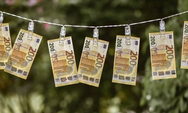 Αναδρομικά και αυξήσεις: Εβδομάδα πληρωμών για χιλιάδες συνταξιούχους- Οι δικαιούχοι