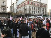 Εισβολή μελών του ΠΑΜΕ στο υπουργείο Εργασίας-Απάντηση Αχτσιόγλου