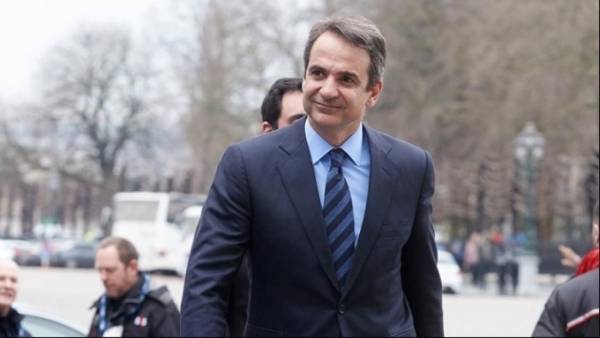 Spiegel: Δε θα ζητήσει τη μεσολάβηση της Μέρκελ ο Μητσοτάκης